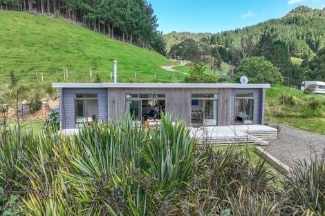 Photo of property in 44 Packtrack Road, Thames, 3577