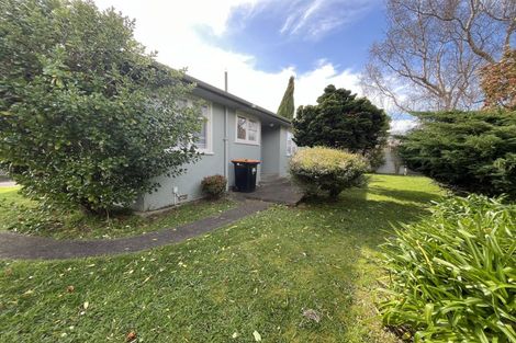 Photo of property in 5 Waterloo Crescent, Hokowhitu, Palmerston North, 4410