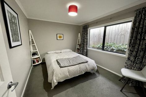 Photo of property in 4 Cresswell Place, Johnsonville, Wellington, 6037