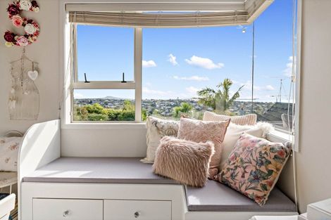 Photo of property in 154 Sandspit Road, Shelly Park, Auckland, 2014