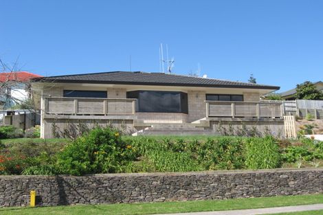 Photo of property in 35 Village Park Drive, Welcome Bay, Tauranga, 3112