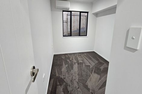 Photo of property in 12a Blease Street, New Lynn, Auckland, 0600