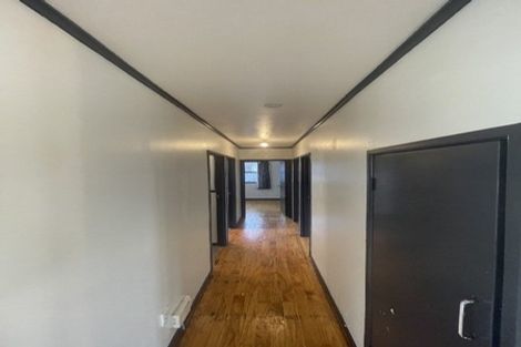 Photo of property in 5 Ainsdale Place, Manurewa, Auckland, 2102