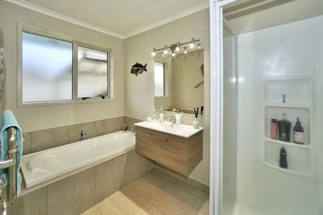 Photo of property in 4 Fleur Place, Te Puke, 3119