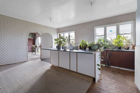 Photo of property in 201 Shirriffs Road, Awapuni, Palmerston North, 4412