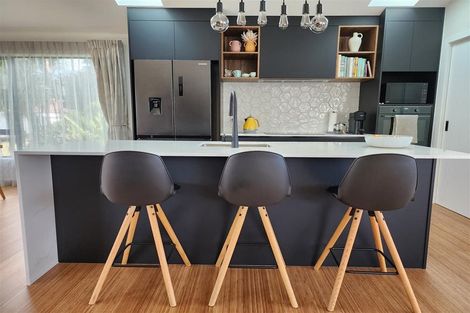 Photo of property in 278a Glenvar Road, Torbay, Auckland, 0630