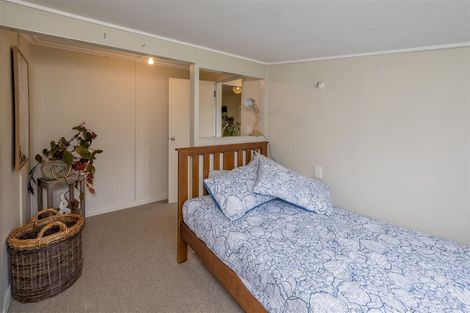 Photo of property in 9 Manuka Street, Otaki Beach, Otaki, 5512