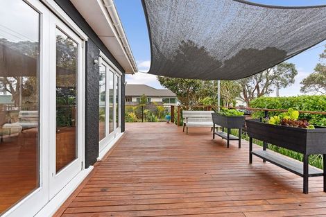 Photo of property in 63 Whiteley Street, Moturoa, New Plymouth, 4310