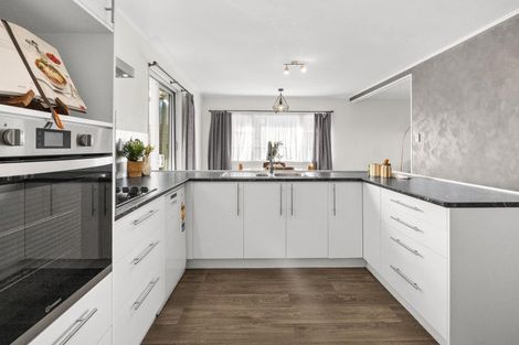 Photo of property in 11 Miro Street, Utuhina, Rotorua, 3015