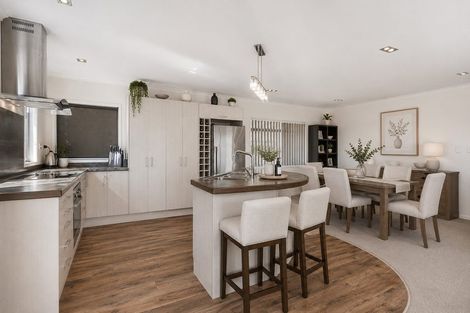 Photo of property in 140c Queen Street, Waiuku, 2123