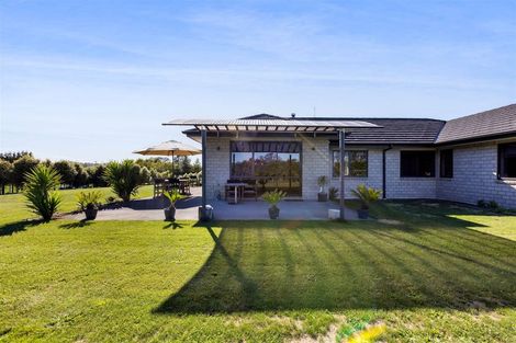 Photo of property in 1108e Egmont Road, Egmont Village, New Plymouth, 4372