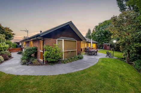 Photo of property in 78a Staveley Street, Avonhead, Christchurch, 8042