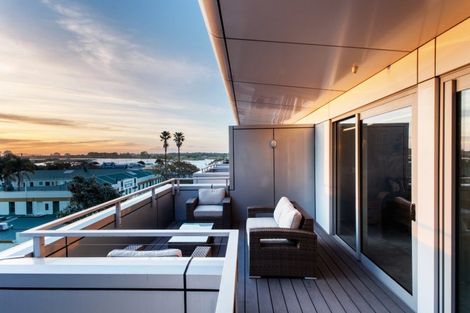 Photo of property in Quayside Apartments, 305/11 George Street, Whakatane, 3120