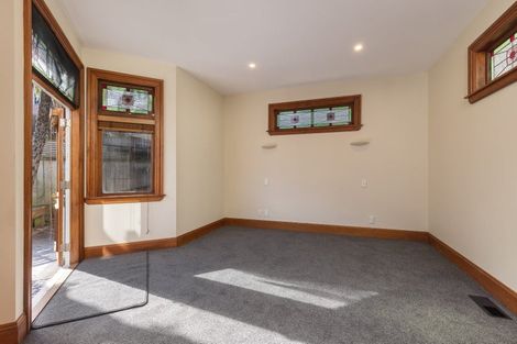 Photo of property in 24 Moir Street, Mount Victoria, Wellington, 6011