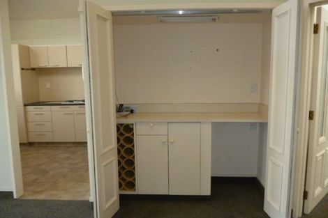 Photo of property in 427 Marine Parade, Napier South, Napier, 4110