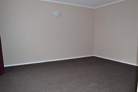 Photo of property in 2/13 Victoria Street, Levin, 5510