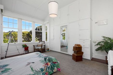 Photo of property in 5 Busaco Road, Hataitai, Wellington, 6021