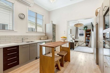 Photo of property in 12 Koromiko Road, Gonville, Whanganui, 4501