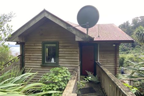 Photo of property in 34 Moana Road, Days Bay, Lower Hutt, 5013