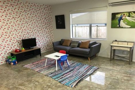 Photo of property in 19 Harris Drive, Silverdale, 0932