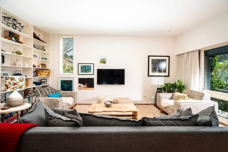 Photo of property in 31 Aro Street, Aro Valley, Wellington, 6021
