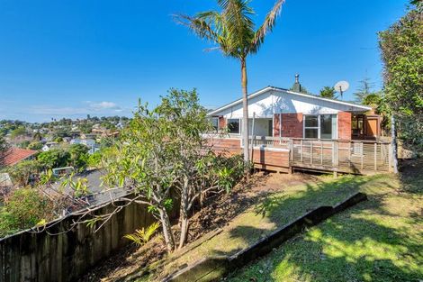 Photo of property in 8 Long Bay Drive, Torbay, Auckland, 0630