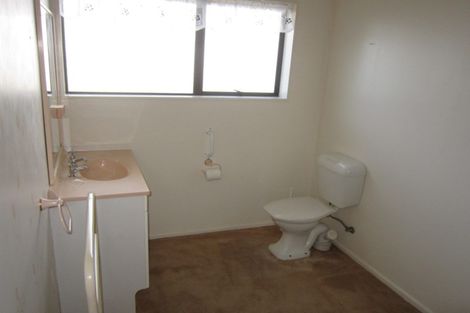 Photo of property in 2 Bevan Place, Otaki, 5512