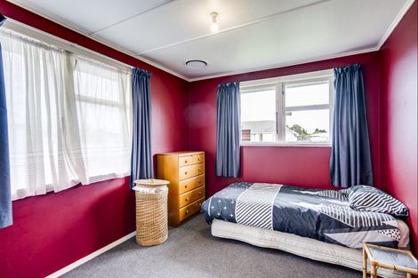 Photo of property in 20 Neal Crescent, Onekawa, Napier, 4110