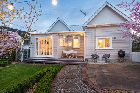 Photo of property in 20 Carnarvon Street, Belleknowes, Dunedin, 9011