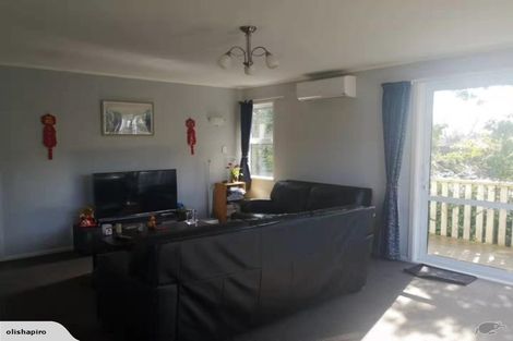 Photo of property in 35a Ranui Terrace, Tawa, Wellington, 5028