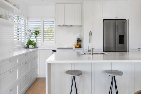 Photo of property in 30 Abby Close, Pukekohe, 2120