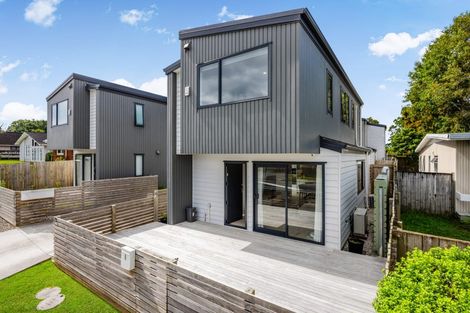 Photo of property in 50e Cascades Road, Pakuranga Heights, Auckland, 2010