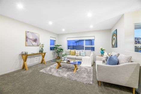 Photo of property in 34a Exmouth Road, Northcote, Auckland, 0627