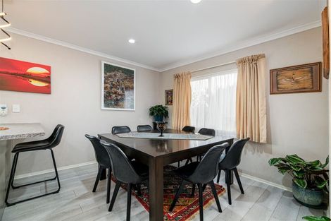 Photo of property in 345a Triangle Road, Massey, Auckland, 0614