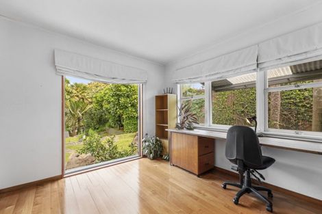 Photo of property in 51 Kingswood Road, Brookfield, Tauranga, 3110