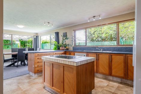 Photo of property in 70 Fairview Avenue, Feilding, 4702