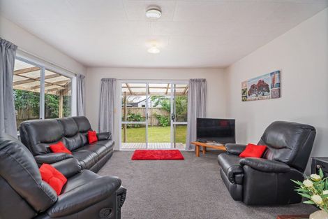 Photo of property in 8 Joan Gaskell Drive, Whitianga, 3510