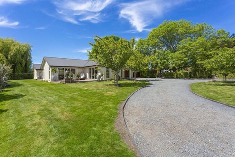 Photo of property in 356 Riccarton Road West, Mosgiel, 9092