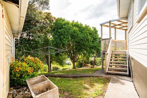 Photo of property in 15 Doctors Hill Road, Maungaturoto, 0520