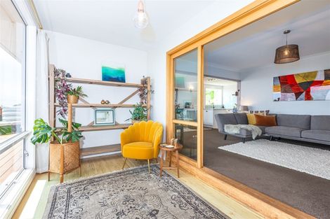 Photo of property in 6 Madeley Road, Mount Pleasant, Christchurch, 8081