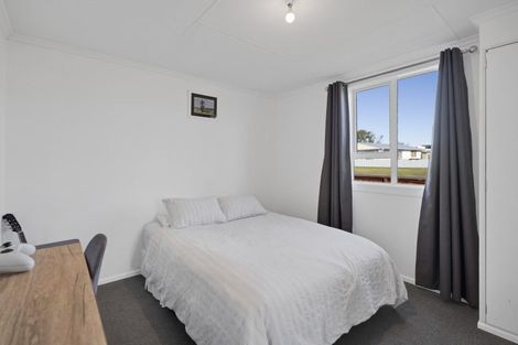 Photo of property in 2 Orlando Street, Stratford, 4332