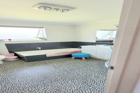 Photo of property in 25 Silvan Place, Bell Block, New Plymouth, 4312