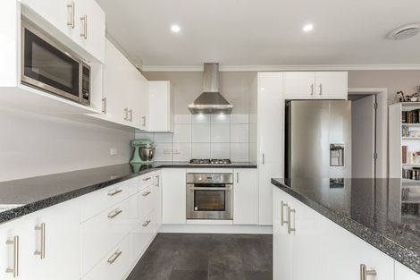 Photo of property in 17a Gloucester Street, Cannons Creek, Porirua, 5024