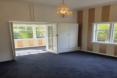 Photo of property in 353 Karori Road, Karori, Wellington, 6012