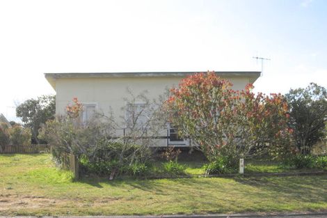 Photo of property in 302 Williamson Road, Whangamata, 3620