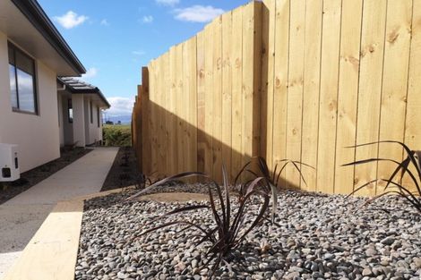 Photo of property in 35 Silicon Way, Fitzherbert, Palmerston North, 4410