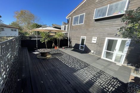 Photo of property in 2/63 Langana Avenue, Browns Bay, Auckland, 0630