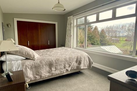 Photo of property in 750a Winton Lorneville Highway, Lochiel, Winton, 9781