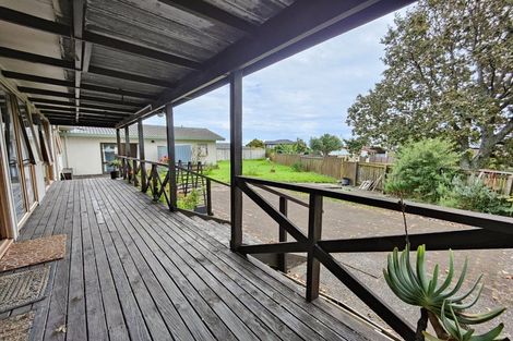 Photo of property in 4 Derrimore Heights, Clover Park, Auckland, 2019