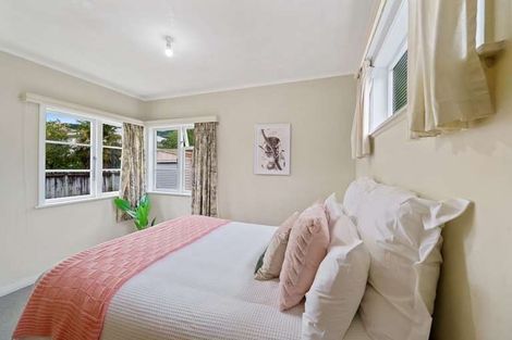 Photo of property in 212 Waiwhetu Road, Waterloo, Lower Hutt, 5011